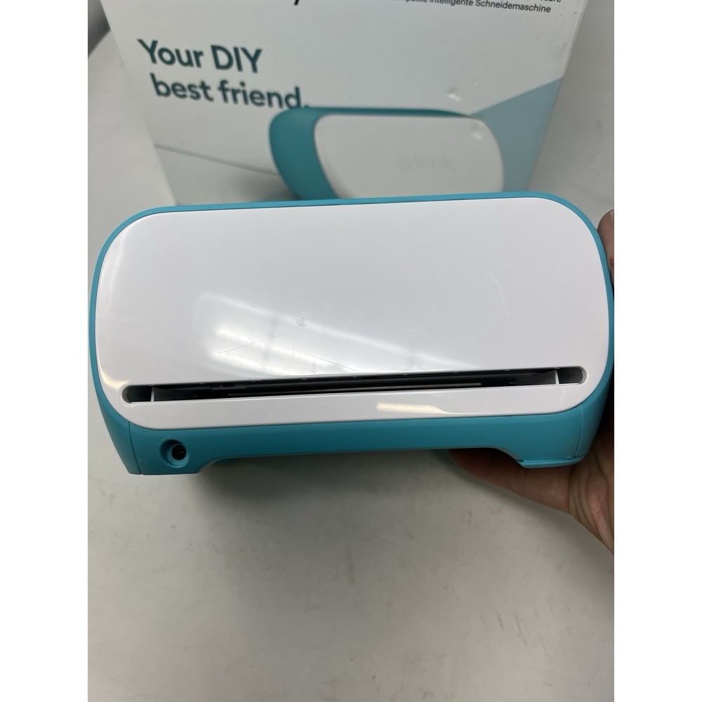 Cricut Joy JCTR101 Compact Smart Cutting Machine Only — NO POWER CORD - Picture 3 of 5
